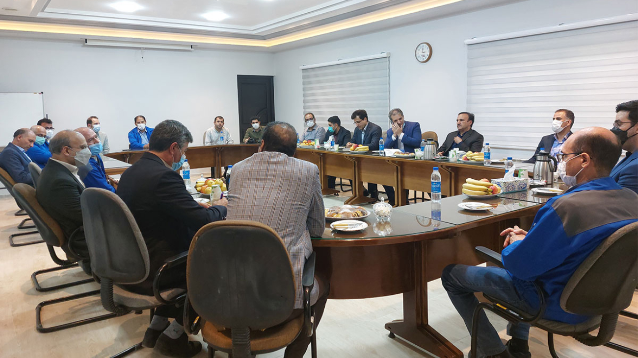 بازدید از کارخانه چینیکُرد، بزرگترین کارخانه چینی بهداشتی ایران
