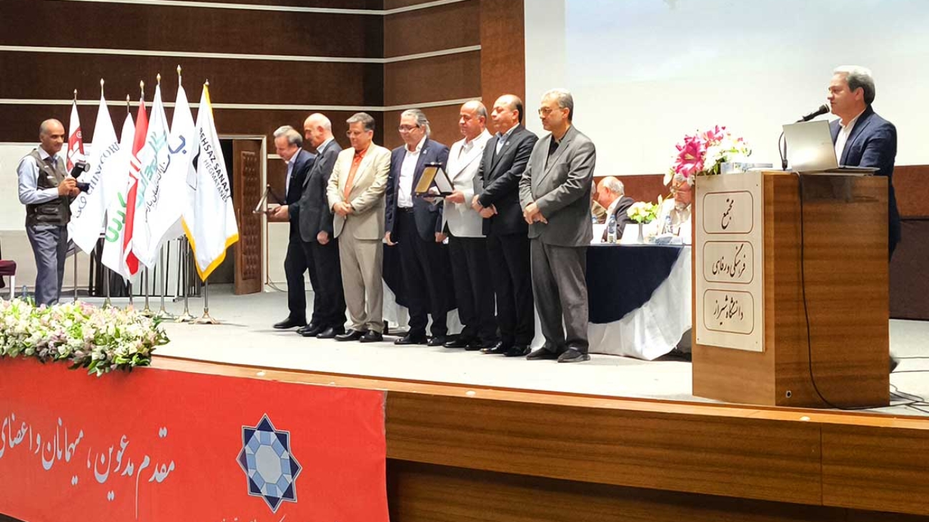 چینی‌کُرد، حامی مجمع سالانه انبوه‌سازان استان فارس